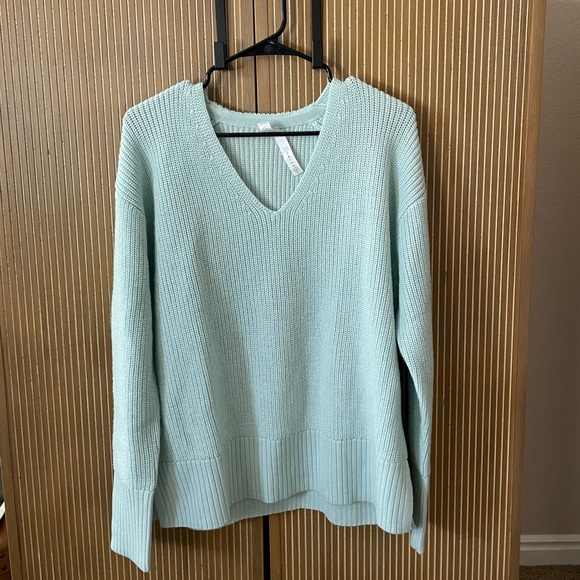 Lululemon v-neck merino wool sweater , mint, m/l size - Picture 1 of 4